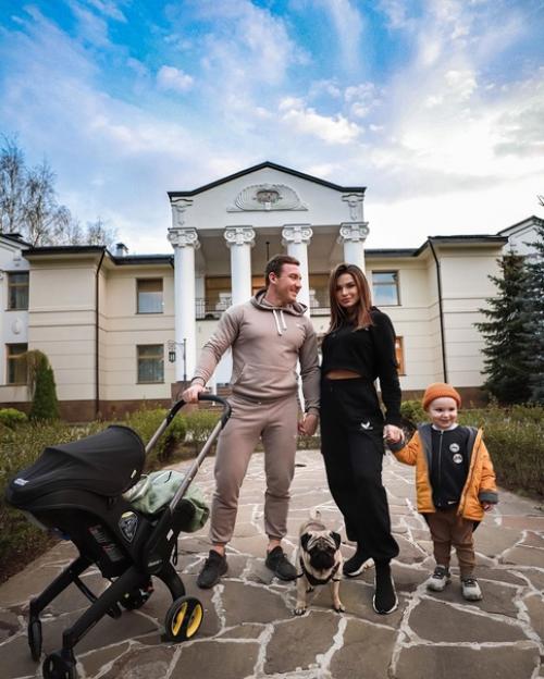 У надежды серовой после родов шикарная фигурка! 05