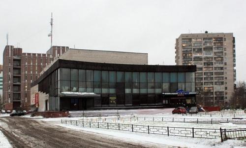 Еще один типовой ленинградский кинотеатр к сносу готовится. 02