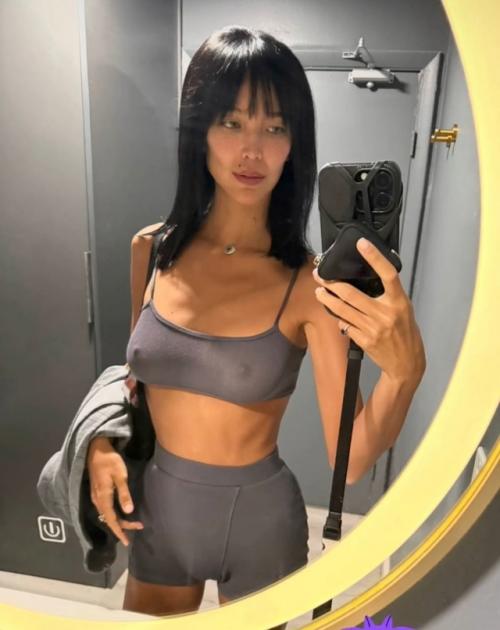 33-Летняя жена Александра цекало Дарина Эрвин снова на слуху - в этом году она резко похудела, и её преображение шокировало подписчиков. 01