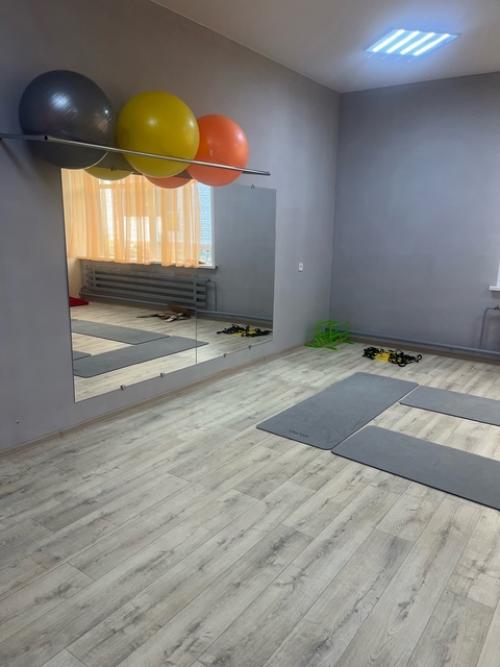 Я со своей студии малышкового фитнеса съехала. 01