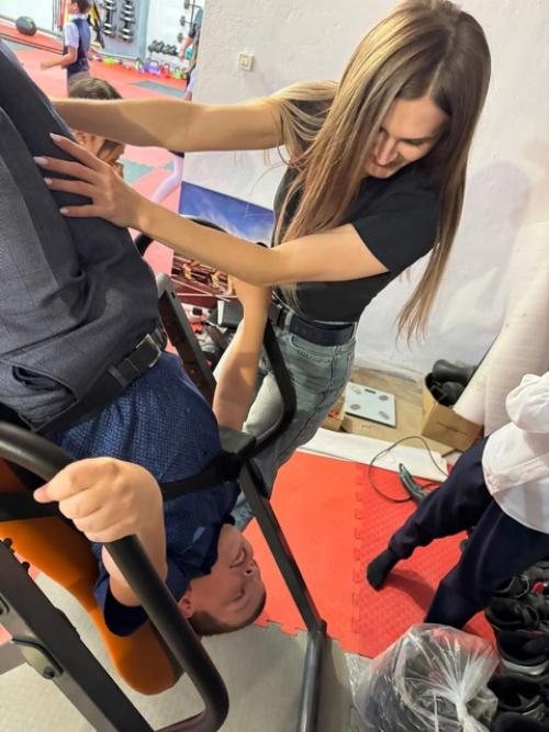 30 сентября для ребят 3 в класса была организована экскурсия в фитнес-клуб, где тренер Анастасия провела увлекательную экскурсию. 01