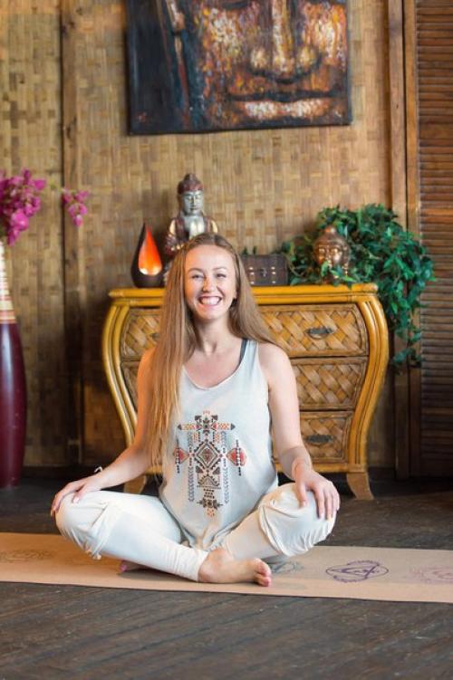 ? 10. Вещей, которые вам необходимо знать о ковриках для йоги? 01 ? 10. Вещей, которые вам необходимо знать о ковриках для йоги? 01