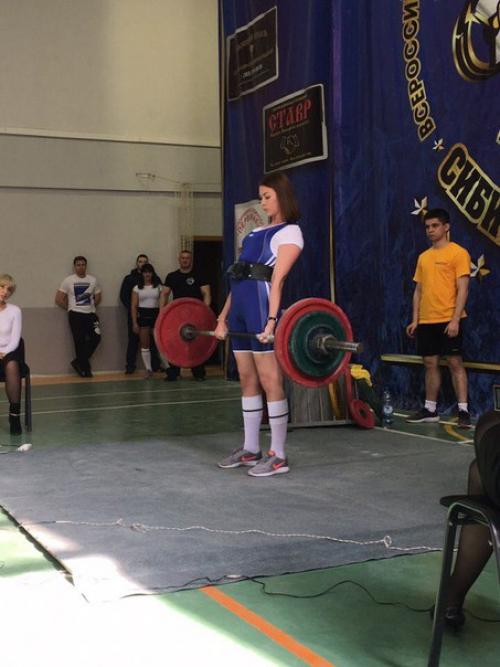 Сумасшедшая красноярочка. Меня часто сумасшедшей называют, потому что я каждый день в зале … (с). 04 Сумасшедшая красноярочка. Меня часто сумасшедшей называют, потому что я каждый день в зале … (с). 04