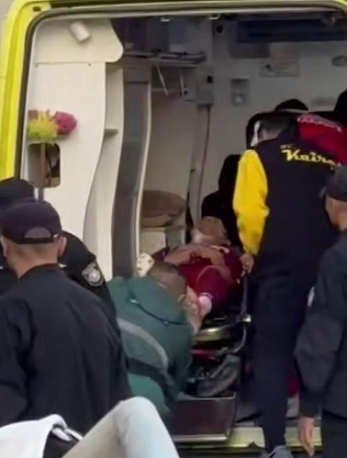 Эпизод 571.  Потеря вратаря. 01