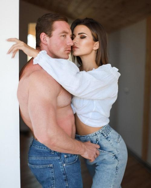 У надежды серовой после родов шикарная фигурка! 01