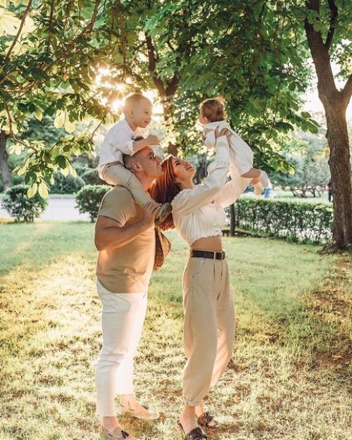 У надежды серовой после родов шикарная фигурка! 02