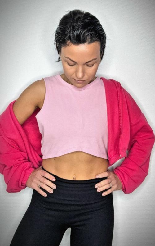 Почему поддержка окружающих - это больше половины её успеха.

