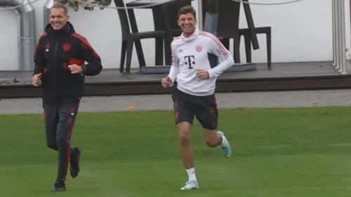 Bild: индивидуальная тренировка Томаса Мюллера! 02 Bild: индивидуальная тренировка Томаса Мюллера! 02