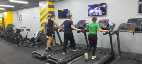 В преддверии дня учителя, 3 октября, наши юные спортсмены из объединения Спортивные Дети отправились в настоящий фитнес - рейд! 02