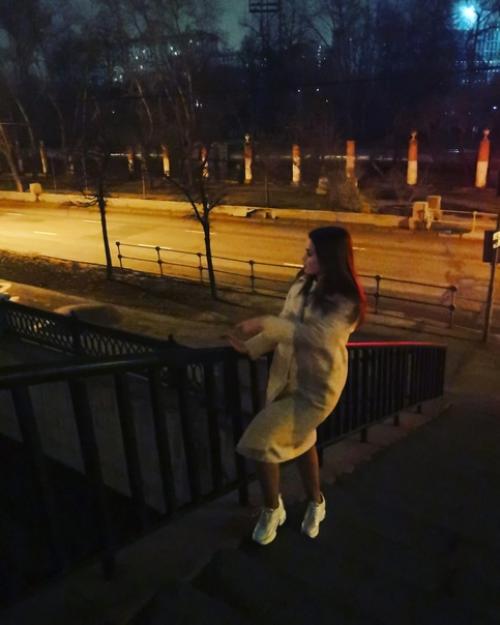 Анна.  Познакомлюсь с серьёзным и заботливым мужчиной (от 24 лет) для отношений и создания семьи, рождения детей. 02