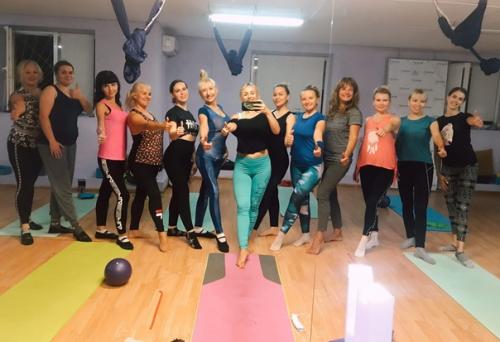 Девочки мои, какие же вы красивые. 01 Девочки мои, какие же вы красивые. 01