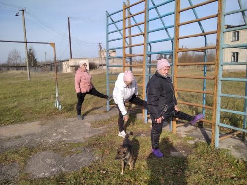 Спортчас.  Ничто так не укрепляет организм и не поднимает настроение, как занятие спортом. 04