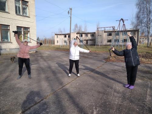 Спортчас.  Ничто так не укрепляет организм и не поднимает настроение, как занятие спортом. 02