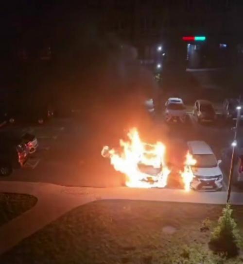 Эпизод 651.  Автомобильный пожар. 01