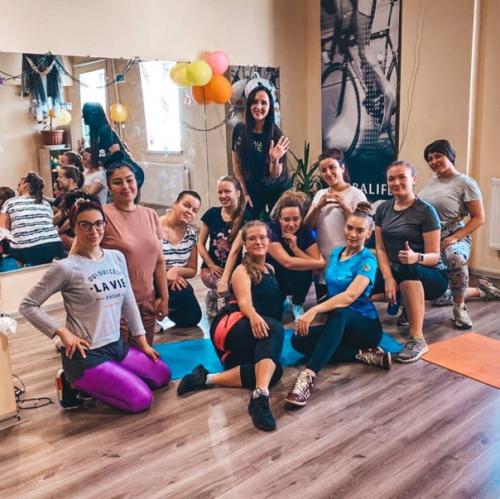 Всем привет, меня зовут Дарья и жизнь моя движется в ритме танца. 03