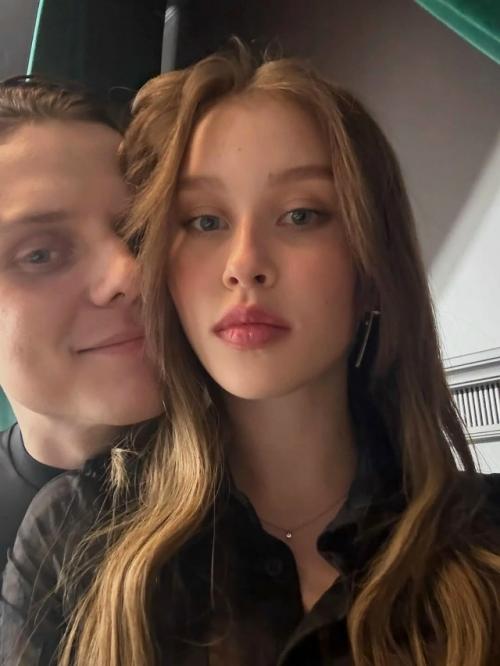 Аня пересильд дала ответ на критику после выхода фильма Алиса в Стране Чудес. 03