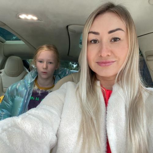 У Алисы уже прошли осенние каникулы. 01