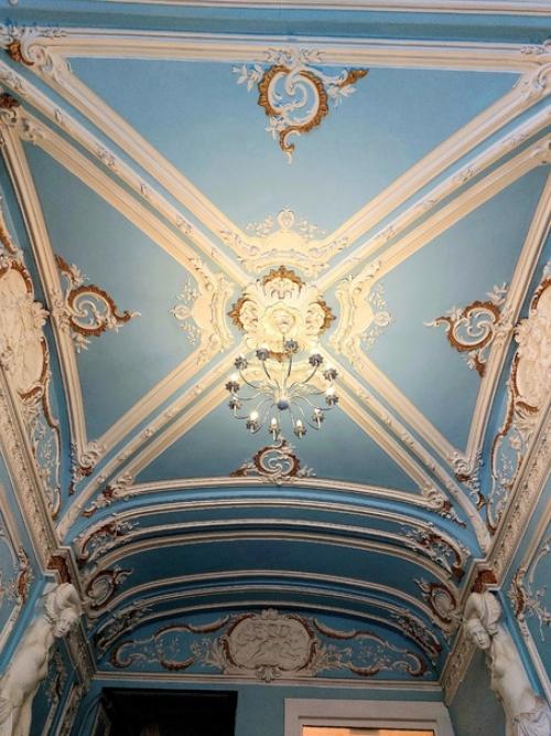 Санкт-петербург.  Парадный подъезд дома 6 по кузнечному переулку. 08