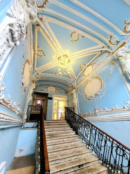 Санкт-петербург.  Парадный подъезд дома 6 по кузнечному переулку. 02