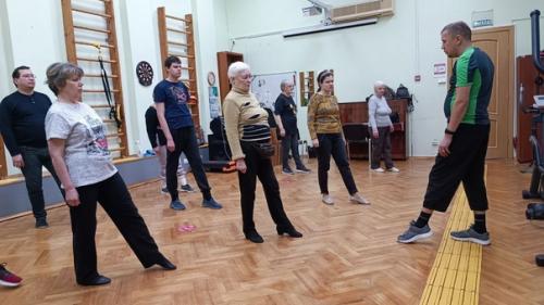 В нашем центре, кроме основных занятий, есть выбор клубов досуга по интересам. 02