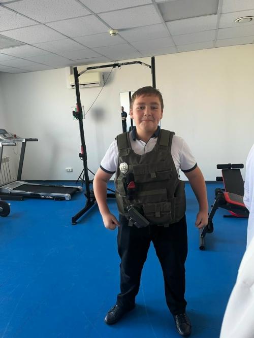 В рамках реализации программы единой модели профориентации учащиеся мкоу сош номер 10 г. Черкесска побывали в инкассаторском центре сбербанка. 03