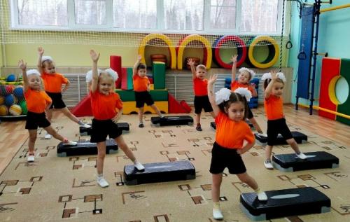 Проблема здоровья подрастающего поколения дошкольников - одна из важнейших в жизни современного общества.  