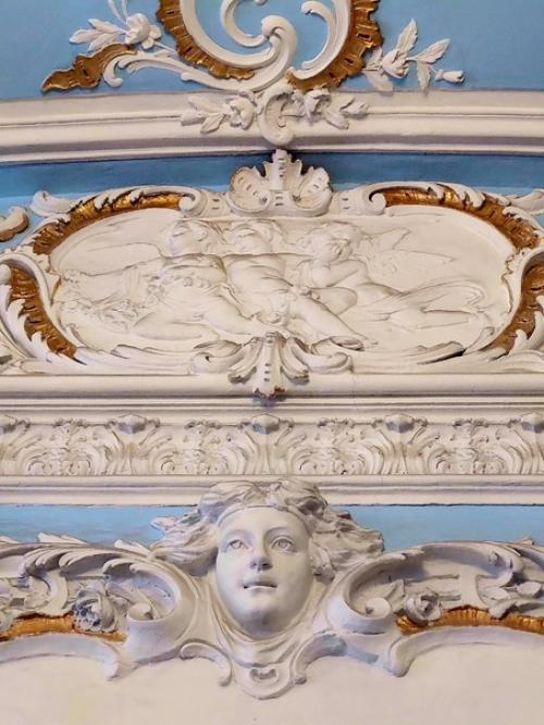 Санкт-петербург.  Парадный подъезд дома 6 по кузнечному переулку. 05