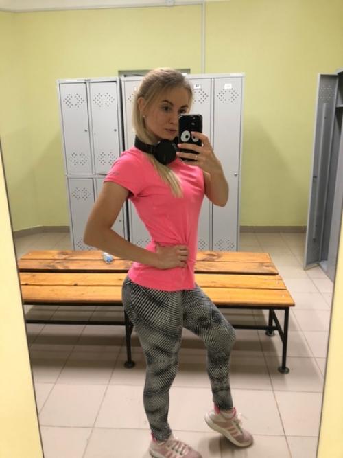 Всем привет!  Я - Эльмира, фитнес - тренер и нутрициолог. 04