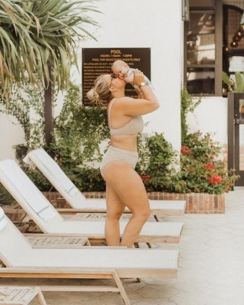 8 случаев, когда девушки перевернули мир интернета, отказавшись от фотошопа! 02