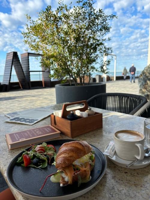 Чтобы Адлер стал домом: 01