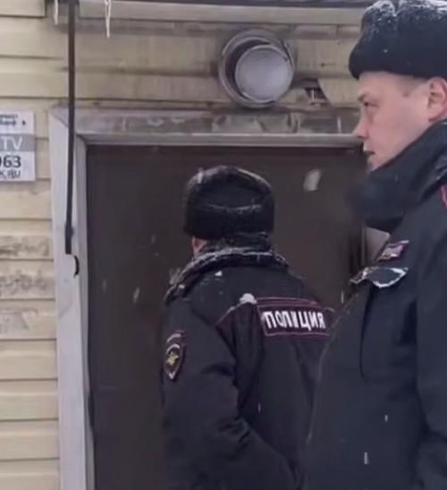 Эпизод 901.  Собачье противостояние.
