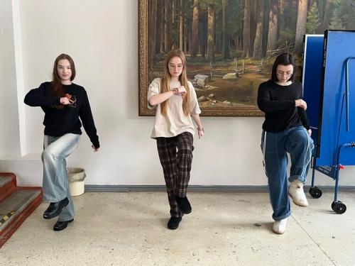 Мы продолжаем вас знакомить с проектной деятельностью наших студентов! 03