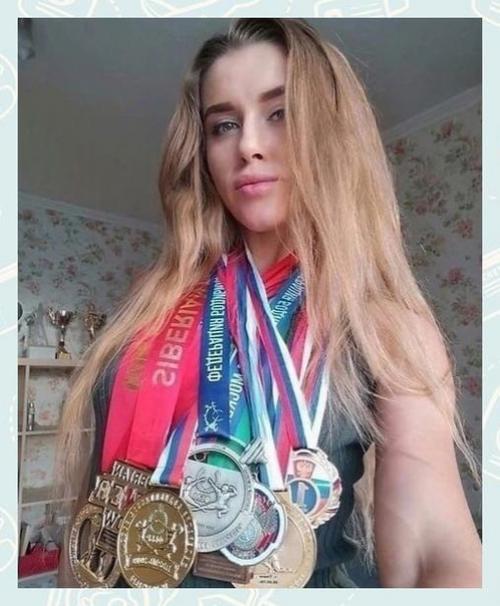 Знакомьтесь, это Мария Макарова чемпионка пo фитнеc - бикини. 05