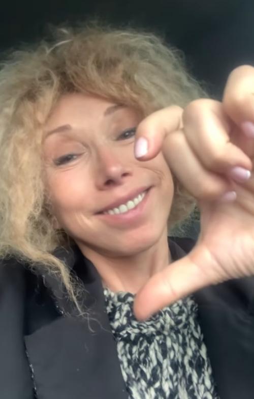 Елена воробей показала редкое фото с 22-летней дочерью Софией лебенбаум, недавно перенёсшей очередную операцию из-за проблем со здоровьем. 01