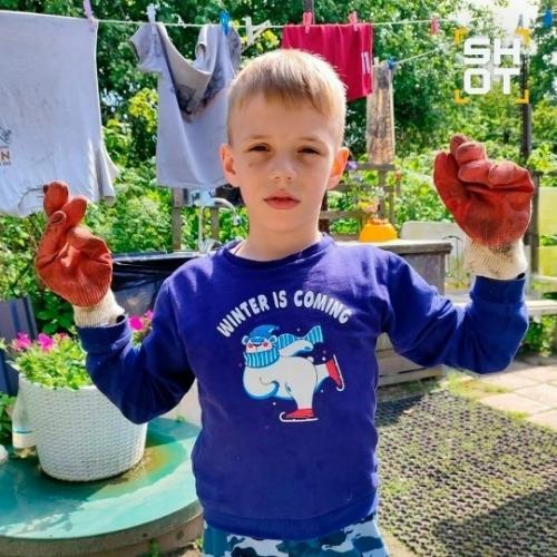 Питерский педофил Пётр Жилкин сходил на свидание с девушкой после того, как похитил и утопил 9-летнего пашу. 02