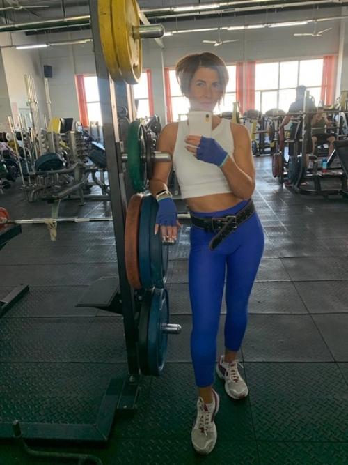 Спорт - это труд, но не все с ним справляются. 01