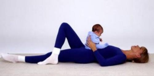 Фитнес для мам- тренируемся вместе с малышом! 02