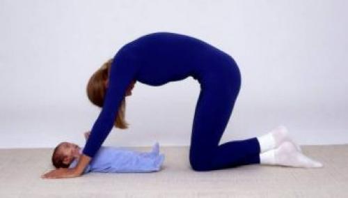 Фитнес для мам- тренируемся вместе с малышом! 09