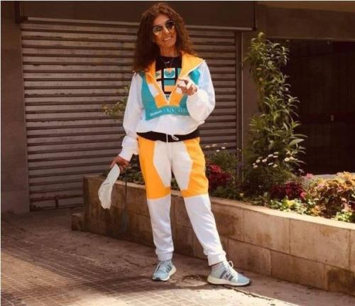 Женщина в 88 лет устроилась работать фитнес - инструктором. 01