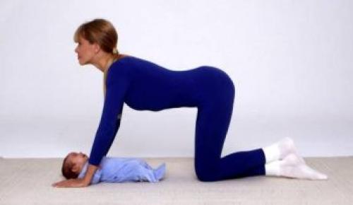 Фитнес для мам- тренируемся вместе с малышом! 08