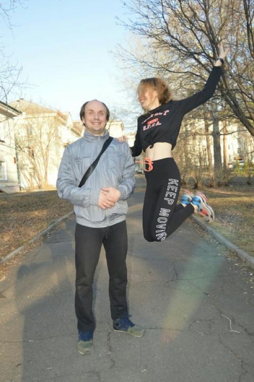 Вышли первый раз за 22 дня позаниматься спортом на свежем воздухе. 03