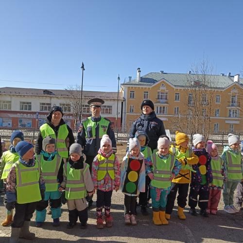 Зарядка со стражем порядка. 04