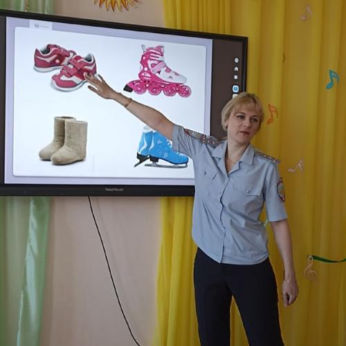 Зарядка со стражем порядка. 02