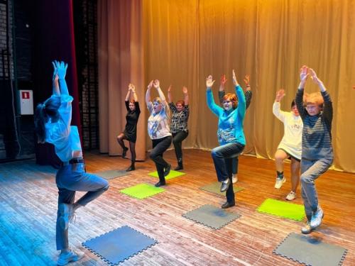 Седьмого апреля в центре культурного развития посёлка комсомольский прошёл творческий день здоровья. 04