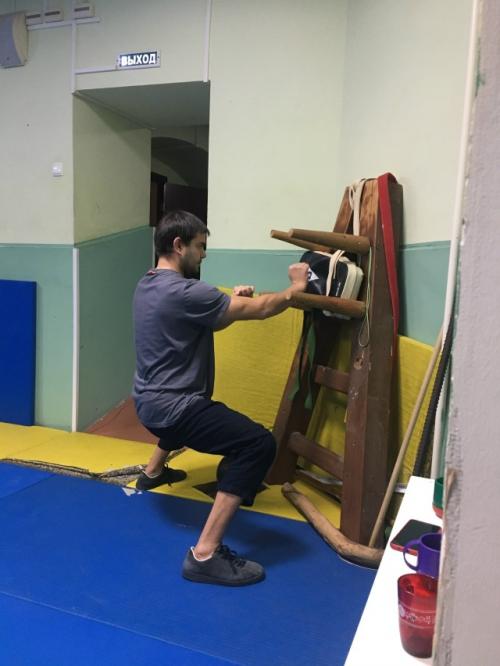 Хочешь начать меняться и двигаться вперёд, но не готов к жёсткому фитнесу или Убиваться в зале? 02