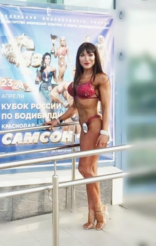 Я долго думала, стоит ли выкладывать подобные фото на моей рабочей странице, но, поразмышляв, решила, что нужно. 01