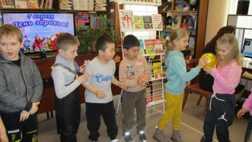 Фитнес - программа  мы не теряем ни минуты, быть здоровым - это круто! 02