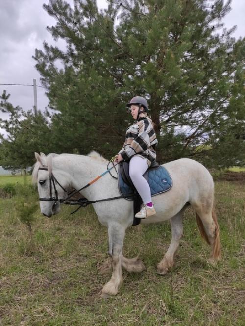Езда верхом способна заменить полноценные занятия в тренажерном зале - это отличная кардионагрузка и силовая тренировка в комплексе. 05