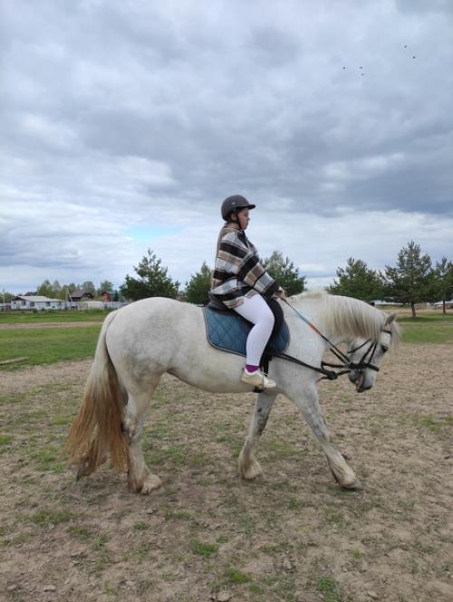 Езда верхом способна заменить полноценные занятия в тренажерном зале - это отличная кардионагрузка и силовая тренировка в комплексе. 02