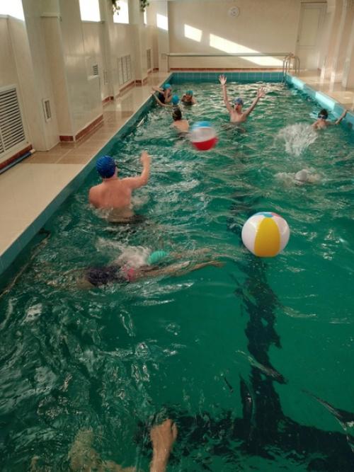 Уважаемые родители!  Открытые занятия в группах по плаванию начались! 09